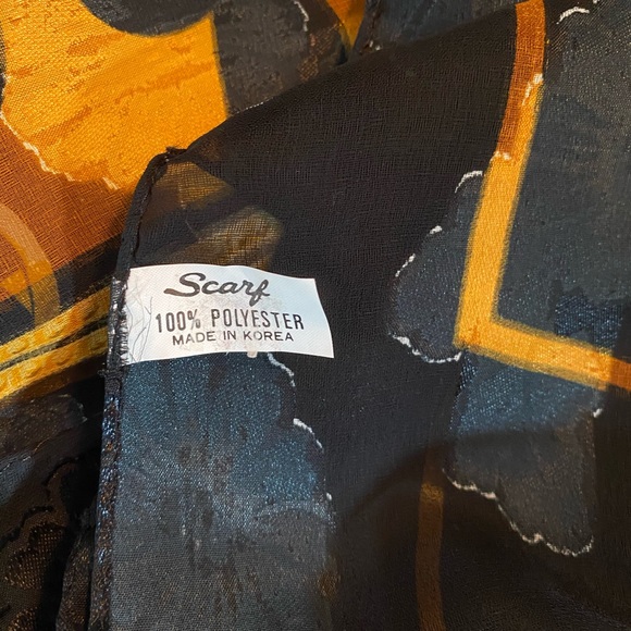 Vintage Animal Print and Chain Sheer Scarf - Picture 8 of 8